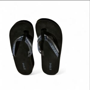 Teva‎ Black Sandals